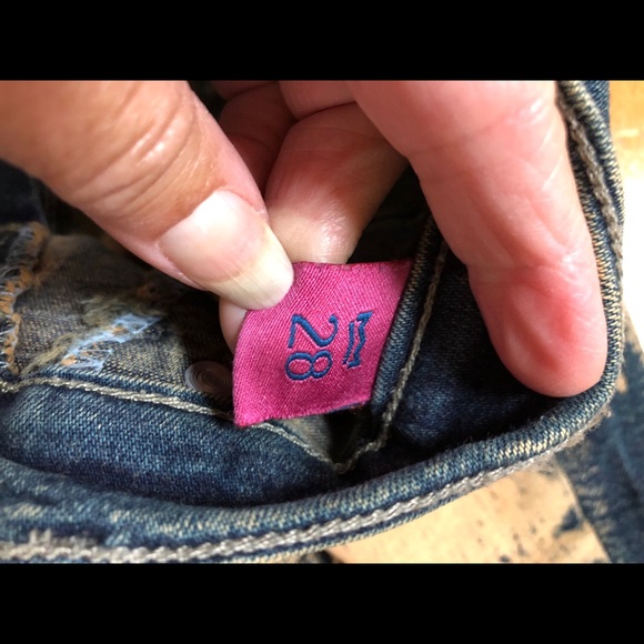 Jeans - Picture 2 of 2